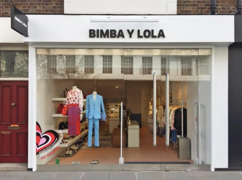 Bimba y Lola women's fashion boutique storefront