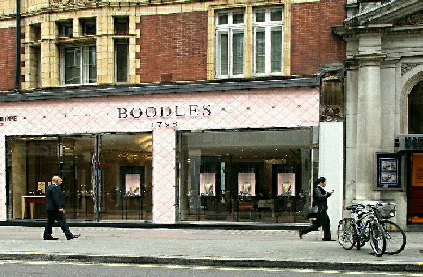 Boodles jewelry boutique storefront in Chelsea, London