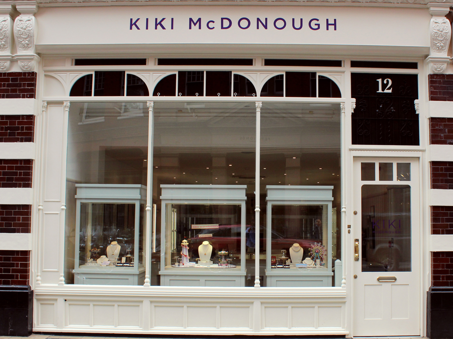 Kiki McDonough jewelry boutique storefront in Chelsea