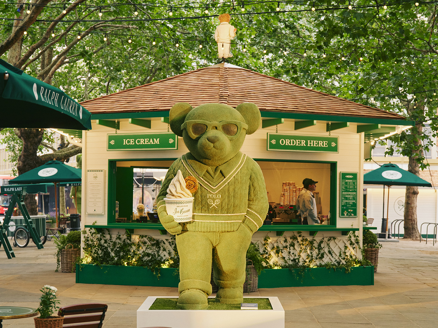 Ralph Lauren club shop kiosk at Sloane Square