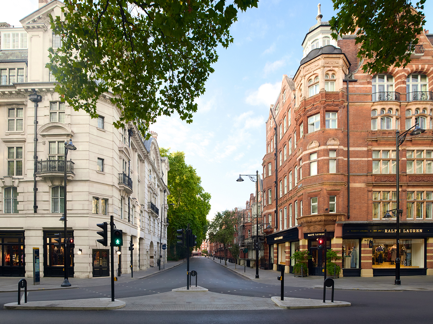 Ralph Lauren dual storefront in Chelsea announcing a new opening